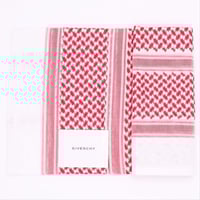 شماغ جيفنشي كلاسيك 2022