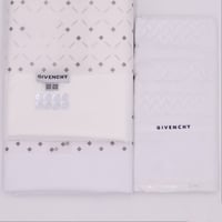 شماغ جيفنشي ابيض آخر اصدار + قماش جيفنشي كريمي