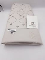 قماش جيفنشي H003 بيج فاتح صيفي 2025