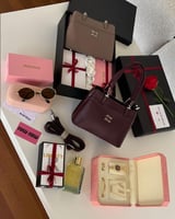 هدية نسائية فاخرة مياو مياو – شنطة وعطر 100مل مع ا...