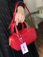 شنط نسائية ماركة ميو ميو الجديدة