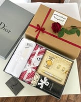 هدايا ماركة ديور بوكس الفخامة مع أجمل تغليف لجعل ه...