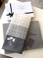 قماش شتوي ماركة ديور بكل ملحقاته