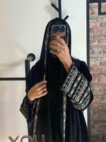 عباية مخمل تطريز ذهبي 9