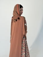 عباية الحرير البني جملي١