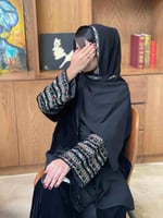 عباية مخمل تطريز ذهبي 9