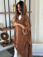 عباية الحرير البني