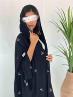 بشت الورود الصغيرة