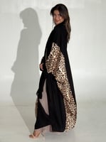 عباية تايقر