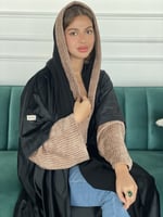 عبايه مخمل كم بني