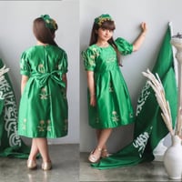 فستان بالاسم الاكثر مبيعا