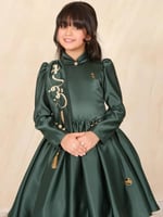 فستان الوطني بتصميم مميز