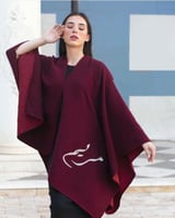 شال سكارف مطرز بالاسم