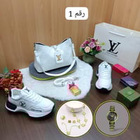 طقم نسائي ماركة لويس فيتون