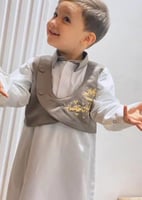 ثوب العيد مع سديري متصل بالاسم