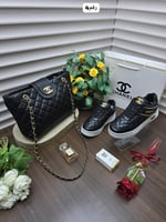 طقم شنطة ماركة شانيل