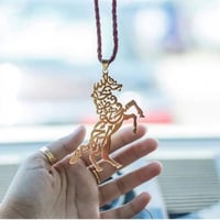 استوداعية سياره مطليه ذهب او الفضه