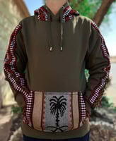 بلوفرات مع نقش السدو لون بني