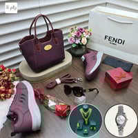 طقم نسائي ماركة فندي كامل نفس الصورة