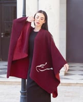 شال سكارف مطرز بالاسم