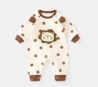 شنطة ملابس المواليد الاسد الرضيع