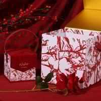 هدايا - ذوقك عالي بوكس مخملي مزخرف مربع