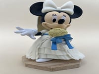 شخصيات دزني صغير