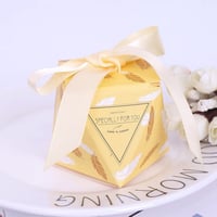 توزيعات سداسيه