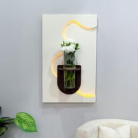 ديكور جداري وفازة