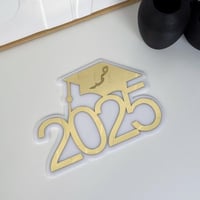 شارة التخرج - 2025