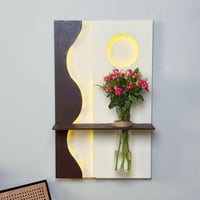 ديكور جداري وفازة