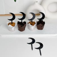 6 تغريسات هلال