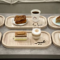 عرض (6) صواني خشبية