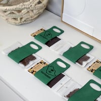 10 توزيعات قهوة + سلة خوص