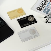 3 كروت بطائق بنكية اسود فضي ذهبي