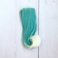 شعر دمى اميجرومي 15 سم / اخضر اومبري