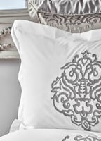 طقم مفارش عرائس كينج سايز Camilla فضي