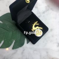 بروش صدف الغزال مطلي ذهب المقاس الصغير