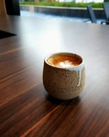 كوب فخاري يدوي بيور(sand fusion) بسعة 200مل تقريبا