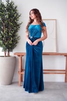 فستان سهرة مخمل أزرق بتطريز كريستال