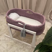 سرير أطفال كروشيه مفتوح