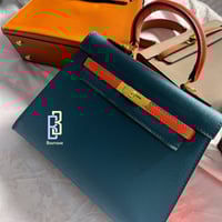 khaki Bag | لارج كايلي (رمادي) بالحجم الكبير