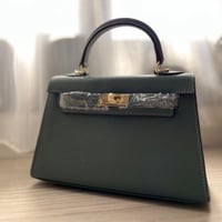 khaki Bag greenميني كيلي ( أخصر او النعناعي)بالحجم...