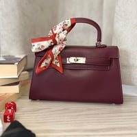 khaki Bag Burgundy ميني كيلي ( عنابي)بالحجم الوسط