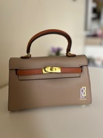 khaki & Brown Bag | ميني كايلي (رمادي و بني) بالحج...