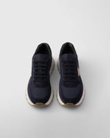 سنيكرز برادا