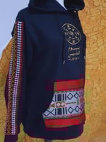 بلوفر بشعار التأسيس