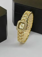 هدية خطوبة صديقتي