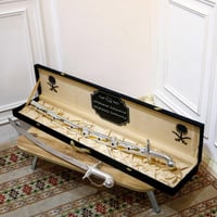 هدايا سيوف فاخرة