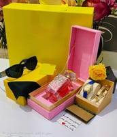 بوكس هدايا عيد واج للنساء